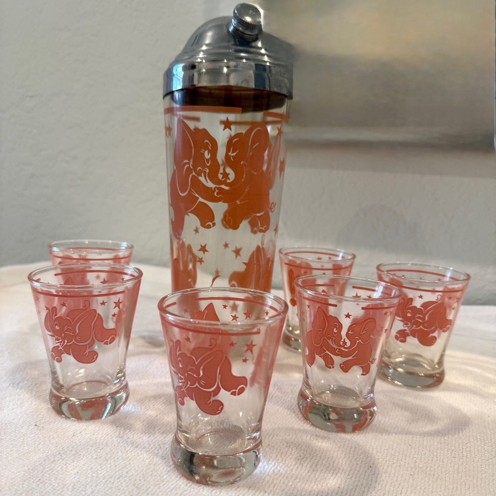 Elephant Motif Cocktail Shaker and Shot Glass Set - Orange